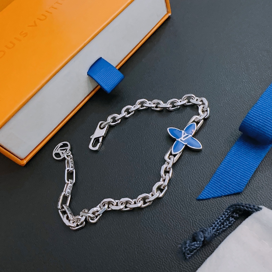 LV Bracelet 03lyr433